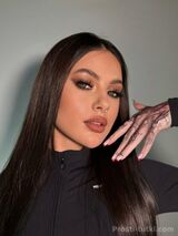 Миниатюра Индивидуалка Юля Академический Фотография 
